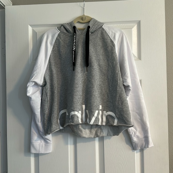 Calvin Klein cropped hoodie - Picture 1 of 4